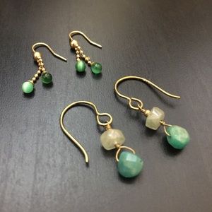 Green and gold earrings set